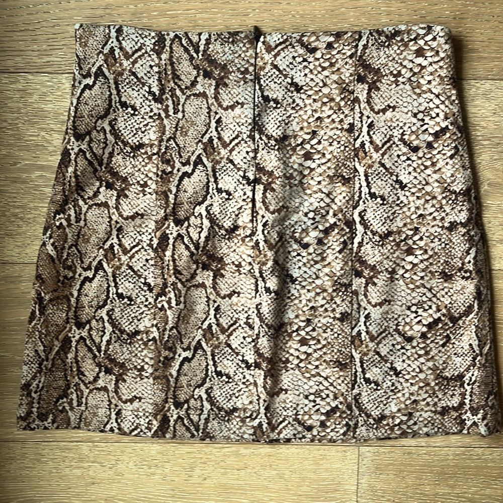 Reformation Jaimie Snake Print Mini Skirt - Picture 7 of 7